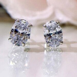 Boutique | stud earrings